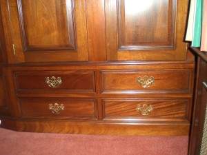 MAHOGANY SHAPED WARDROBE