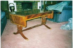 MINI SOFA TABLE
