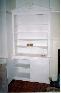 PAINTED AND FITTED DISPLAY UNIT
