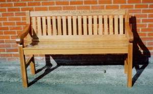 PARK BENCH